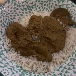 Sharma Family Meatless Kitchen - Saag aloo