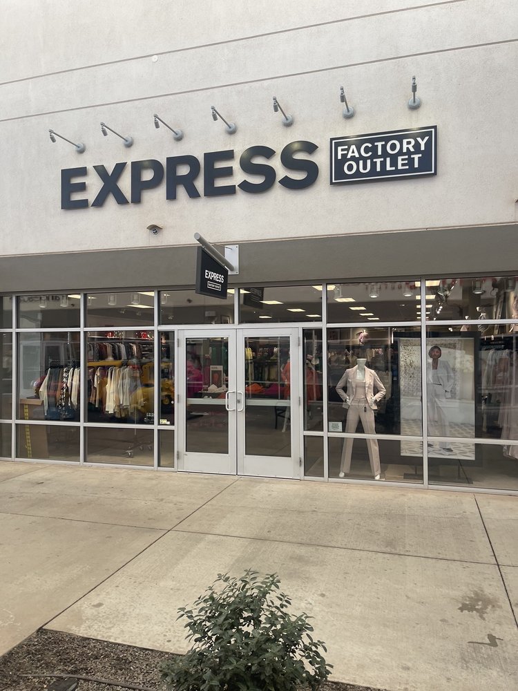EXPRESS FACTORY OUTLET Updated July 2024 7628 West Reno Ave