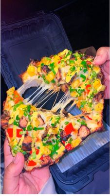 Descendant Detroit Style Pizza by null