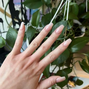Local Honey - acrylic extension / dnd - Nail Salons Near Me - Brooklyn, New York