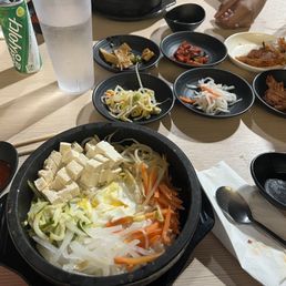 Dolsot Bibimbap / 돌솥비빔밥