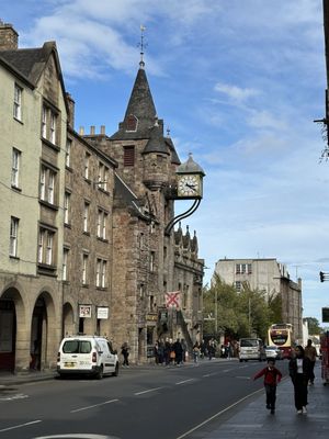 Tolbooth Tavern by null