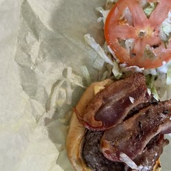 Nearly Famous Burgers & Hot Dogs - Bacon cheese burger yummy