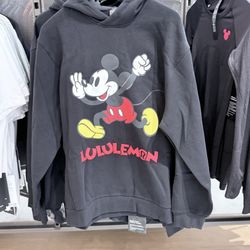 Lululemon Disney Springs