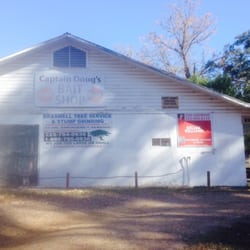 Captain Doug's Rosemound Bait Shop & General Store - Side profile on Thanksgiving day, which they are open! Only closed from 12-2pm to feast and be with family!
