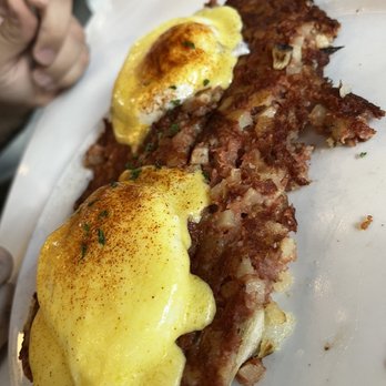 More Than Waffles - Hash Benedict - Breakfast & Brunch Near Me - Encino, California More Than Waffles - Hash Benedict - Breakfast & Brunch Near Me - Encino, California