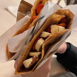 strawberry cookie butter crepe, banana strawberry Nutella crepe strawberry cookie butter crepe, banana strawberry Nutella crepe