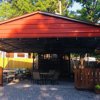 Pettit Bayside Resort - Piddle's Bar & Grill Beer Gardens. - Resorts Near Me Pettit Bayside Resort - Piddle's Bar & Grill Beer Gardens. - Resorts Near Me