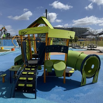 Central Square Park - Playground for 2-5 year olds - Parks Near Me - Chula Vista, California