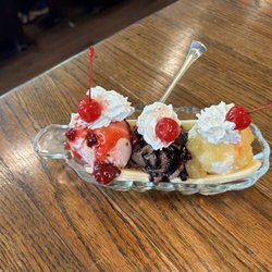 Tanners Historic Cafe - Banana Split