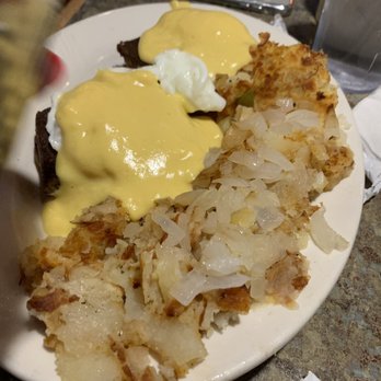 Taste Budz Cafe - Scrapple Benedict - Italian Near Me - Aston, Pennsylvania