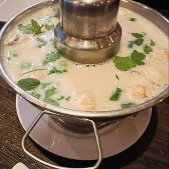 Thai Dishes MB - Thai Near Me - Manhattan Beach, California