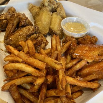 The Monster Wings - Zilla, lemon pepper, ghost buster and seasoned fries - Chicken Wings Near Me - Concord, California