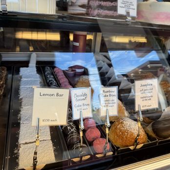 Sweet Life Patisserie - Desserts Near Me - Eugene, Oregon