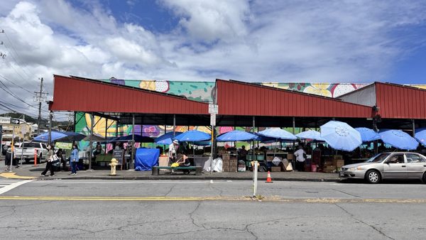 Hilo Farmer's Market by null