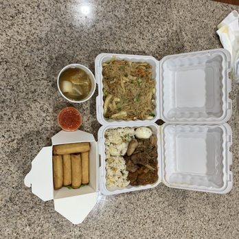 Komida: Filipino Kitchen - Pancit w/ 5 pc Lumpia & Pork menudo, Adobo chicken served with garlic rice and a side of soup - Filipino Near Me - Glen Burnie, Maryland Komida: Filipino Kitchen - Pancit w/ 5 pc Lumpia & Pork menudo, Adobo chicken served with garlic rice and a side of soup - Filipino Near Me - Glen Burnie, Maryland