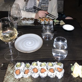 Ryú - Salmon and Avocado rolls (close); unagi and salmon truffle roll (far) - Sushi Bars Near Me - Montreal, Quebec Ryú - Salmon and Avocado rolls (close); unagi and salmon truffle roll (far) - Sushi Bars Near Me - Montreal, Quebec