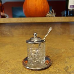 Peter's Antiques Barn - Sugar holder