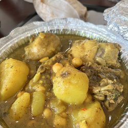 Jens Roti Shop and Caribbean Cuisine - Curry chicken