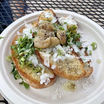 Patrizi's - Garlic Bread - Italian Near Me - Austin, Texas