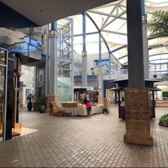 Queen Ka'ahumanu Center - Shopping Centers Near Me - Kahului, Hawaii