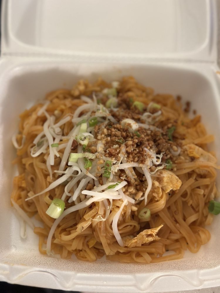 Thai House Buffet & Sushi Bar