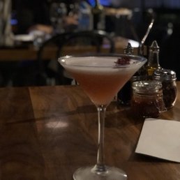 dealer's choice featuring gin dealer's choice featuring gin