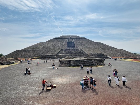 Pyramid of the Sun by null