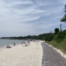 Boardwalk facing west entrance to the beach, Noon Friday. :)