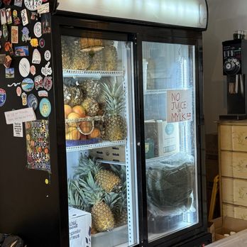 Escape root juicery - fresh juice awaits - Juice Bars & Smoothies Near Me - Dunedin, Florida Escape root juicery - fresh juice awaits - Juice Bars & Smoothies Near Me - Dunedin, Florida
