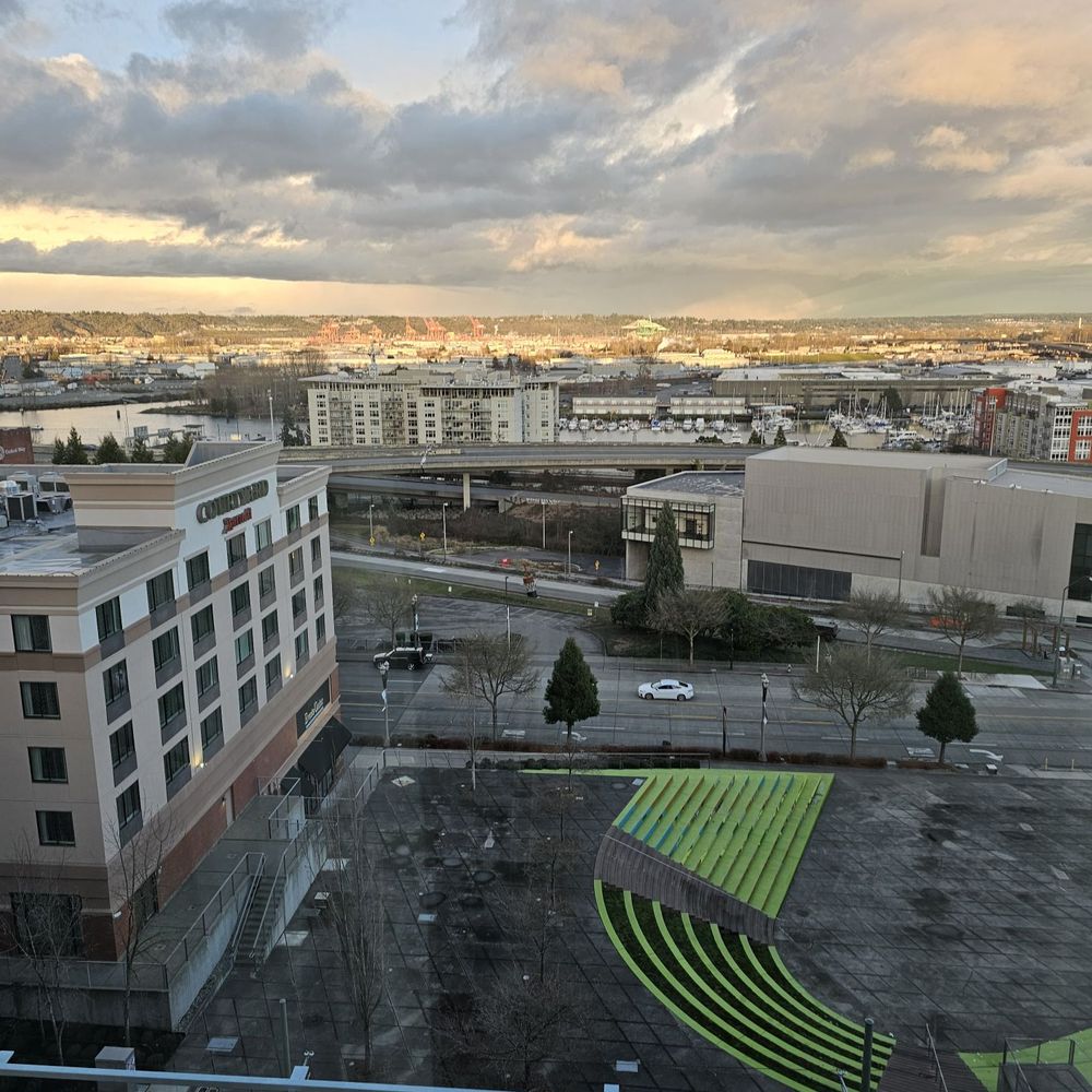 Marriott Tacoma Downtown - Great view in the evening. - Hotels Near Me - Tacoma, Washington