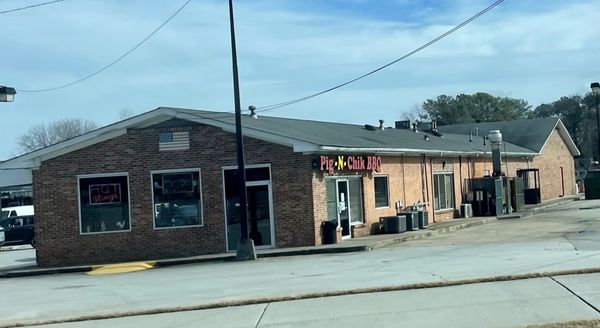 Pig-N-Chik BBQ by null