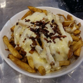 Manila Wings - Poutine - American Near Me - Marikina, NCR