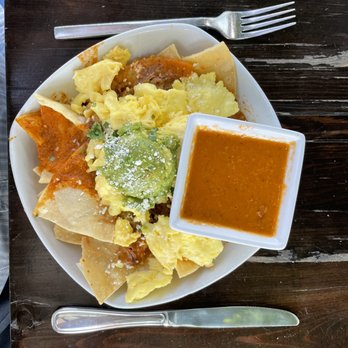 Breakfast Kitchen Bar - Chilaquiles Rojas w/green chile pulled pork. - Breakfast & Brunch Near Me - Phoenix, Arizona Breakfast Kitchen Bar - Chilaquiles Rojas w/green chile pulled pork. - Breakfast & Brunch Near Me - Phoenix, Arizona