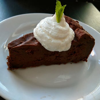 Walter's - flourless chocolate cake - New American Near Me - Brooklyn, New York
