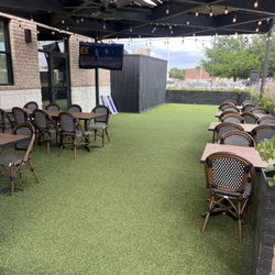 Reynas BBQ & Cosina - Outdoor Patio