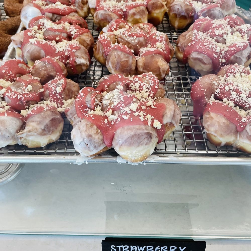 Taylor's Donuts - Coffee & Tea Near Me - Lawrence, Kansas