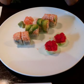 Ichi Sushi - Spicy Avocado Kani roll and Masago sashimi - Japanese Near Me - Brooklyn, New York Ichi Sushi - Spicy Avocado Kani roll and Masago sashimi - Japanese Near Me - Brooklyn, New York