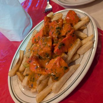 Indimex Eats Indian Restaurant - Chicken tikka masala fries - Indian Near Me - Los Angeles, California Indimex Eats Indian Restaurant - Chicken tikka masala fries - Indian Near Me - Los Angeles, California