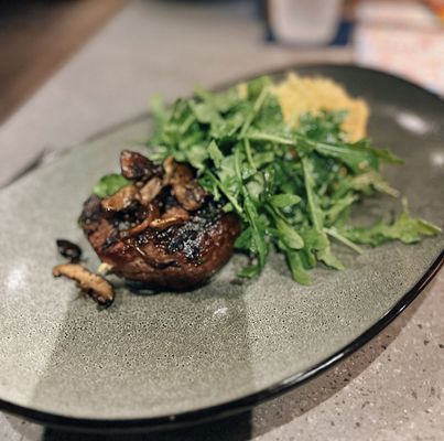 Tommy Bahama Restaurant, Bar & Store by null