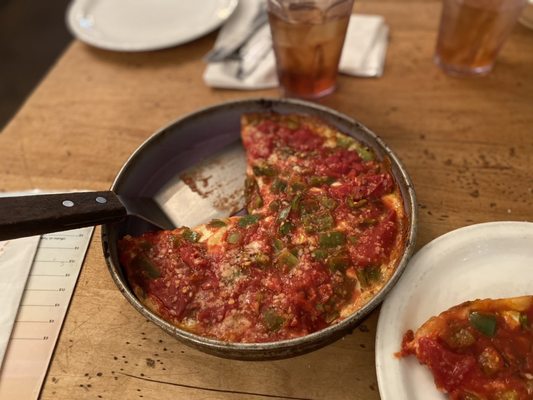 Lou Malnati's Pizzeria by null