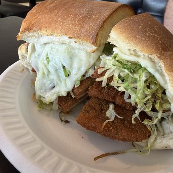 Wethersfield Pizza House - American Chicken Cutlet Grinder - Pizza Near Me - Wethersfield, Connecticut