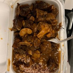 Beryl's Pepperpot - Oxtail