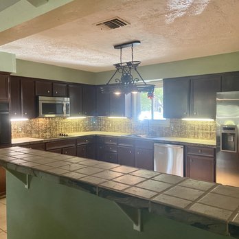 Asset Custom Builders - Kitchen Before - General Contractors Near Me
