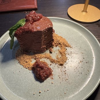 Taverna - Chocolate mousse - Italian Near Me - Bayview, Idaho Taverna - Chocolate mousse - Italian Near Me - Bayview, Idaho