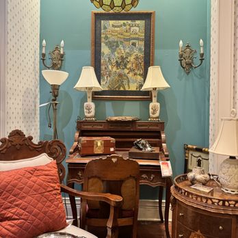 Twice Vintage Shop - Used, Vintage & Consignment Near Me - Miami, Florida Twice Vintage Shop - Used, Vintage & Consignment Near Me - Miami, Florida