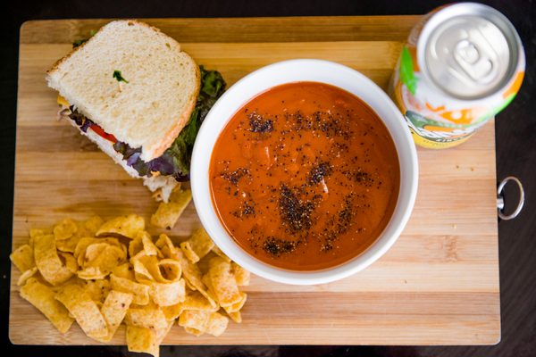 THE SAMMICHE SHOPPE- Inglewood by null