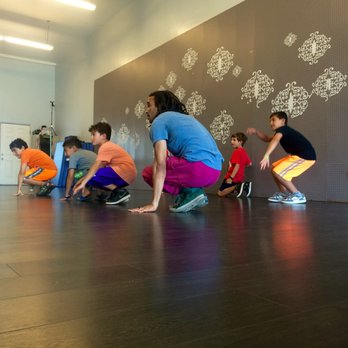 Cute Moves - Breakdance Class with John! - Dance Schools Near Me - Los Angeles, California Cute Moves - Breakdance Class with John! - Dance Schools Near Me - Los Angeles, California
