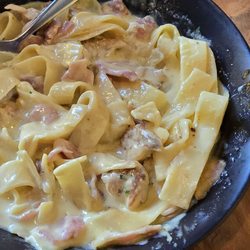 Denniston Dog - Bacon and Chicken Pasta