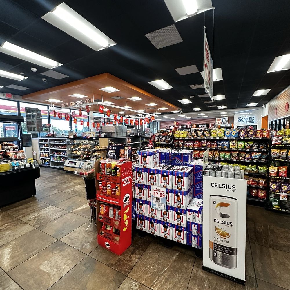 Circle K - Interior - Gas Stations Near Me - Chiefland, Florida